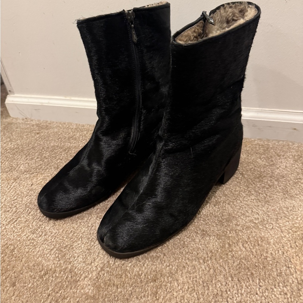 Vintage Black Fur Short Boots with Shearling Lining